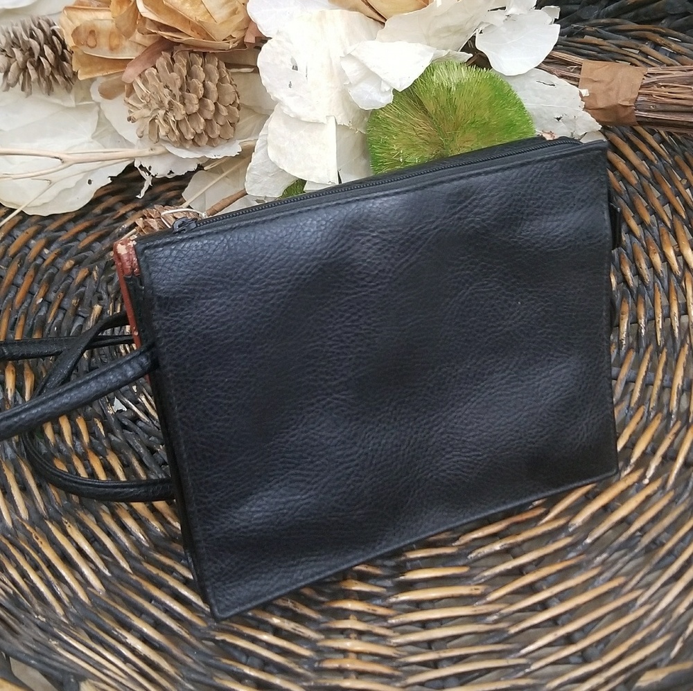 PERRY AMERICA ELLIS VINTAGE CROSSBODY BAG - Picture 5 of 8